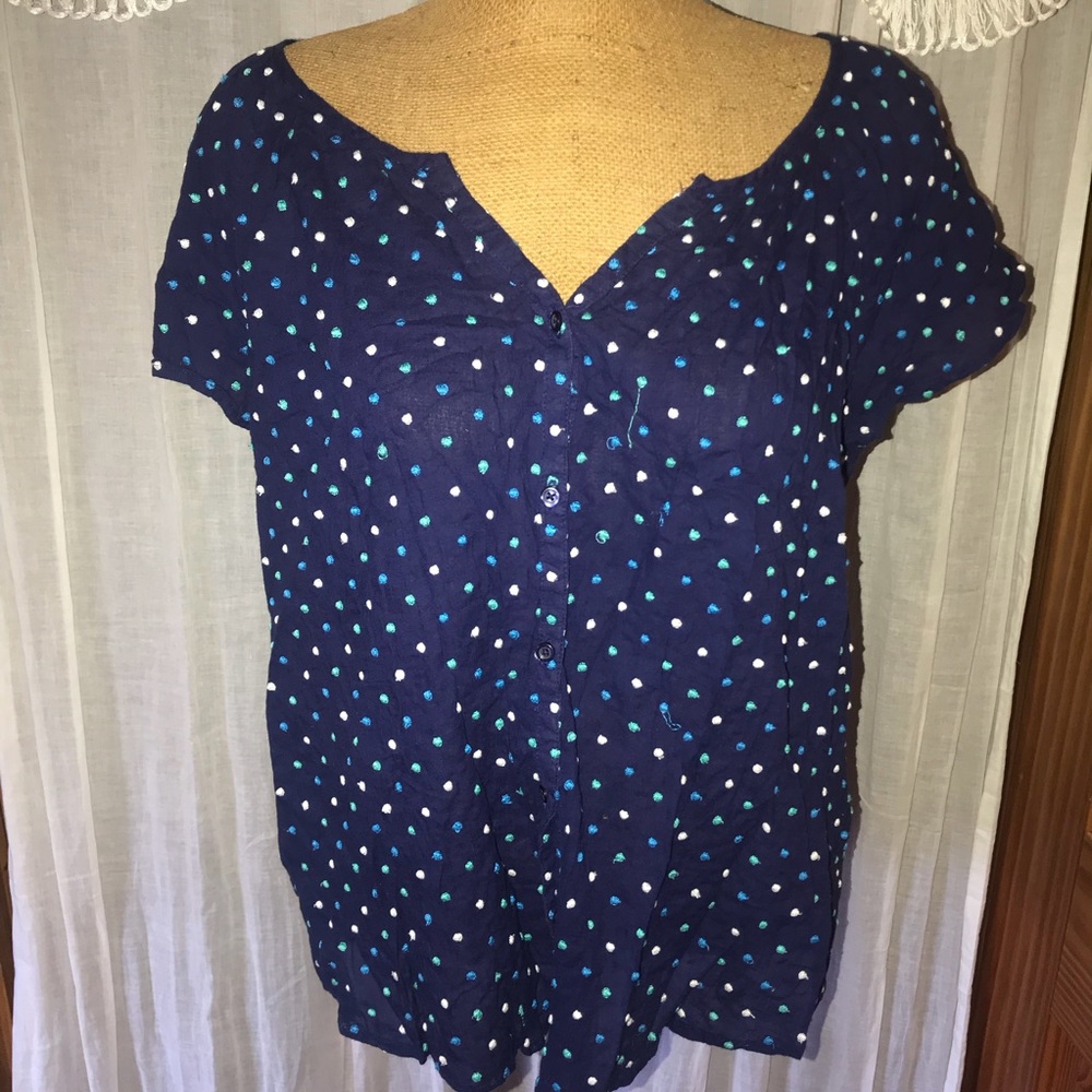 Old navy shirt